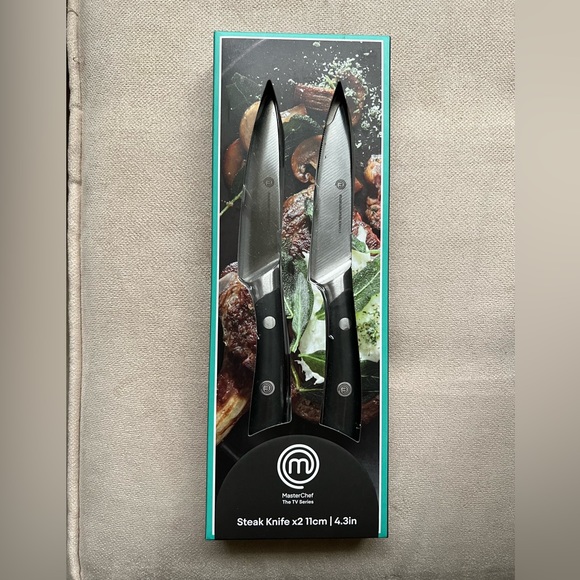 New in box! Master Chef steak knives. - Picture 1 of 2